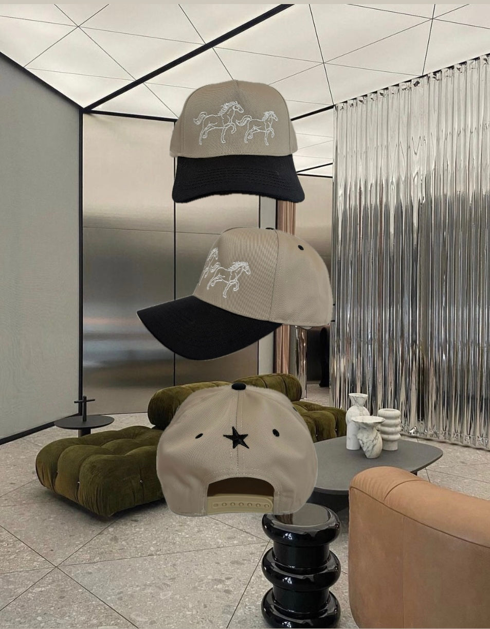 two horses cap