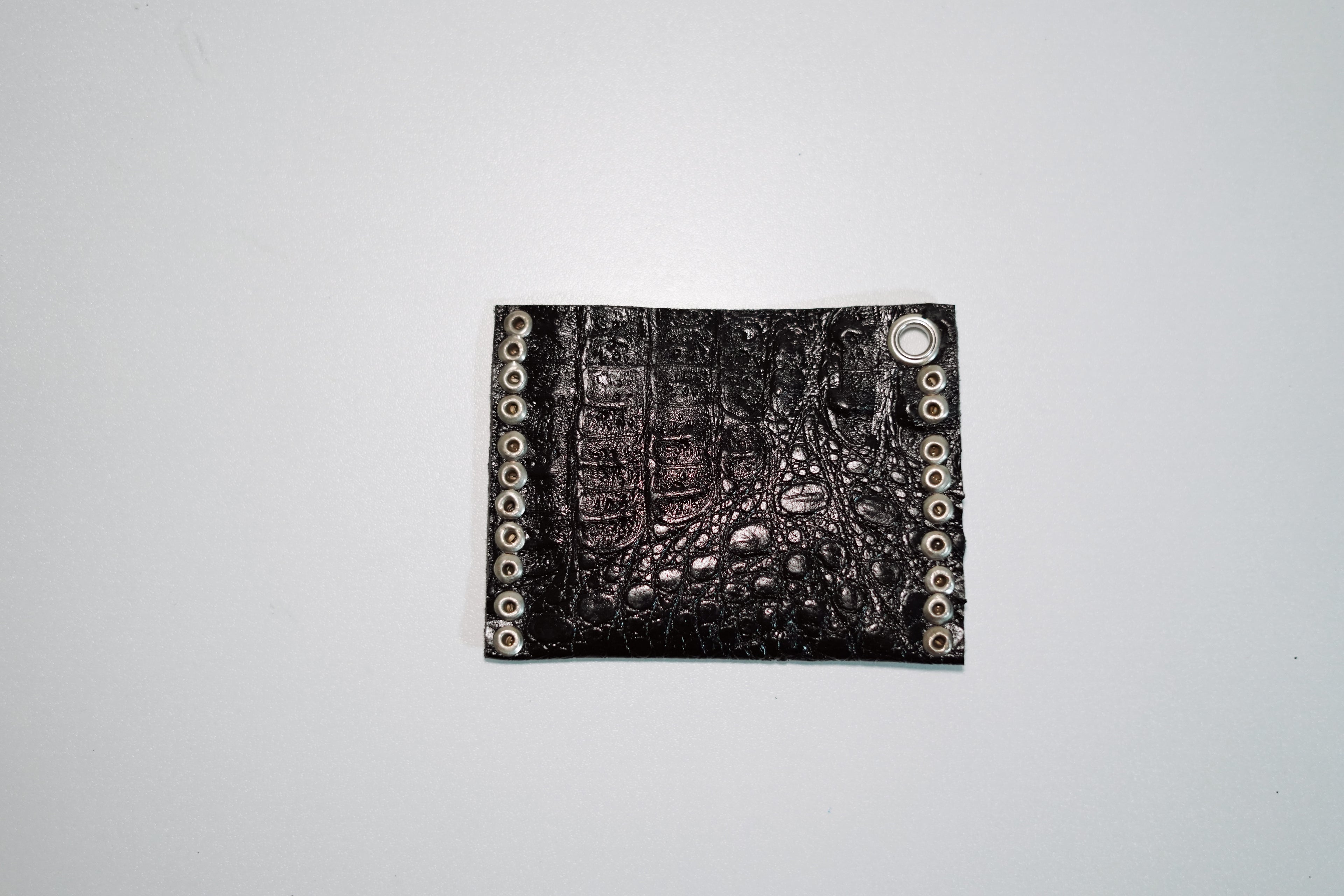 divine croc card holder