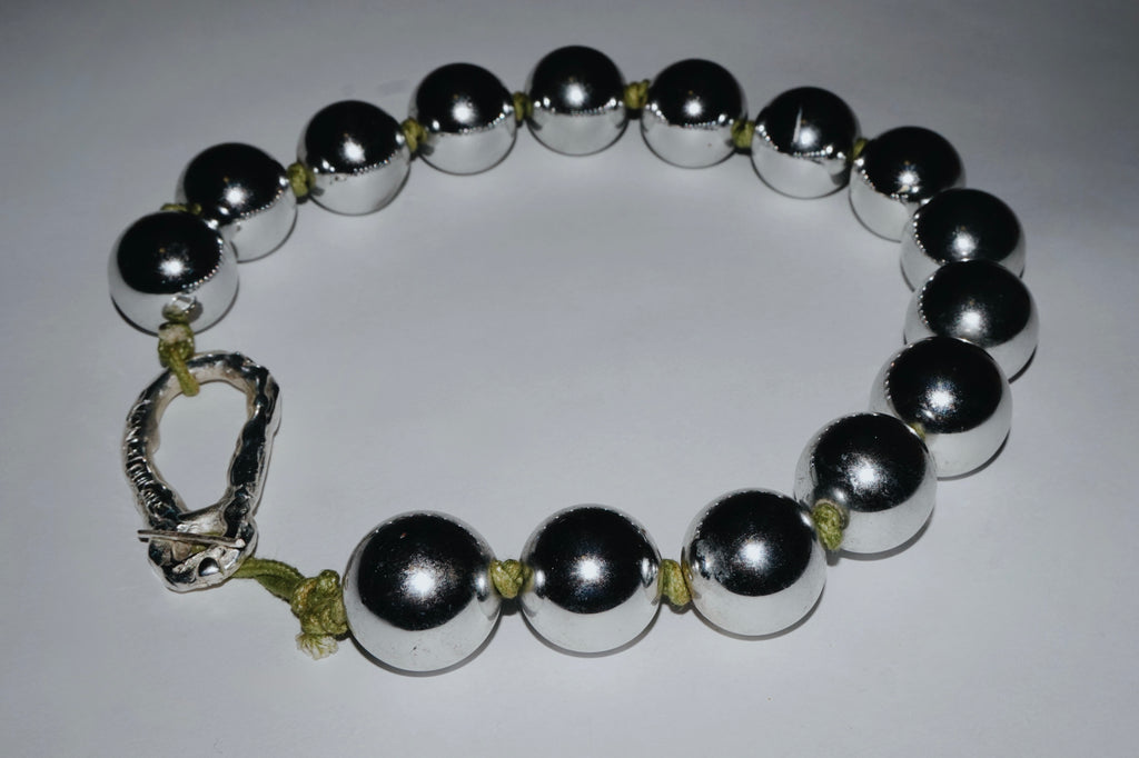 silver pearl necklace